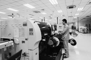 探訪智能工廠 技術開發驅動智慧顯威力，生產效率提升四成多